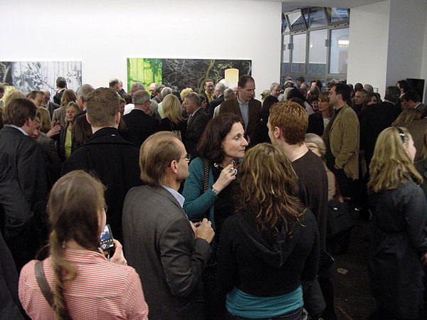 Menschen in der Ausstellung